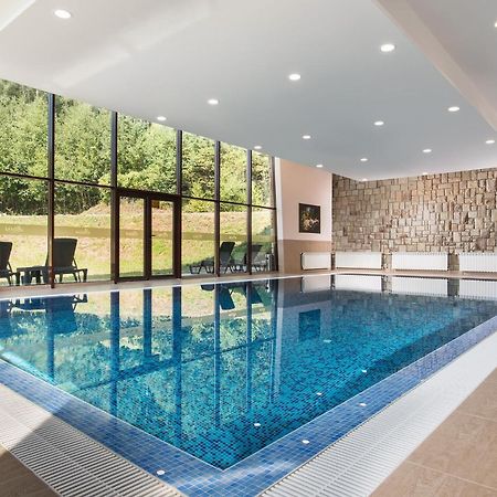 Hotel Villa Magus Kladnitsa エクステリア 写真